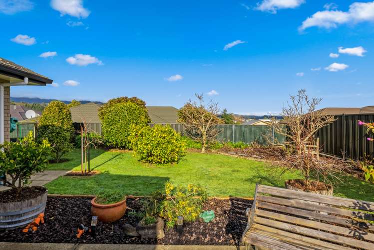 48 Sunstone Crescent Brown Owl_17