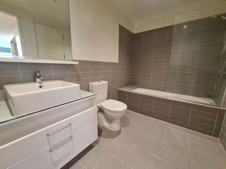 805/30 Beach Road Auckland Central_10