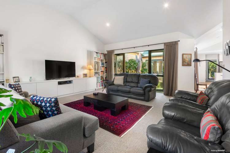 9/52 Taharoto Road Takapuna_13