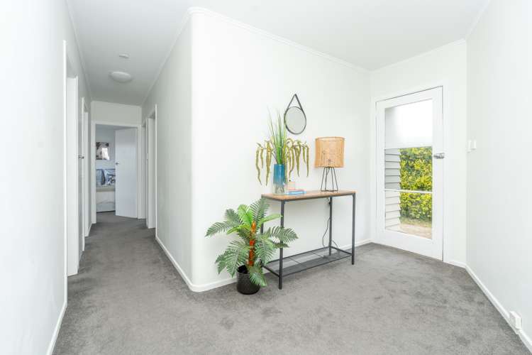 24b Pine Avenue Bader_9