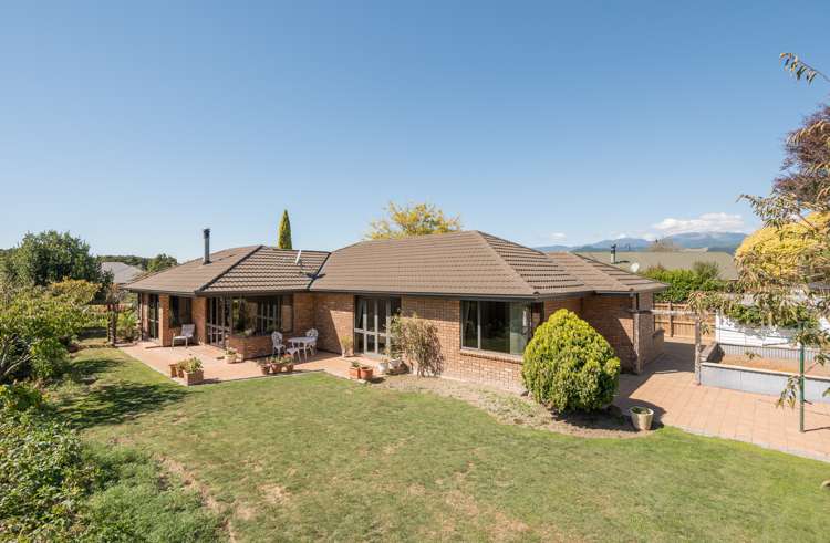 39 Malthouse Crescent Brightwater_0