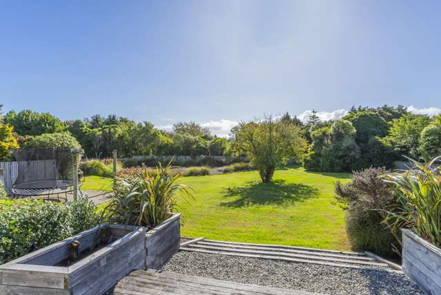 5 Moss Lane Raumati Beach_1