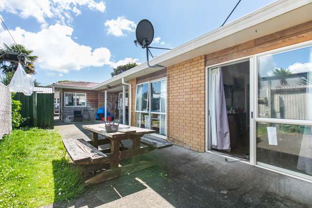 2/11 Church Road Mangere Bridge_4