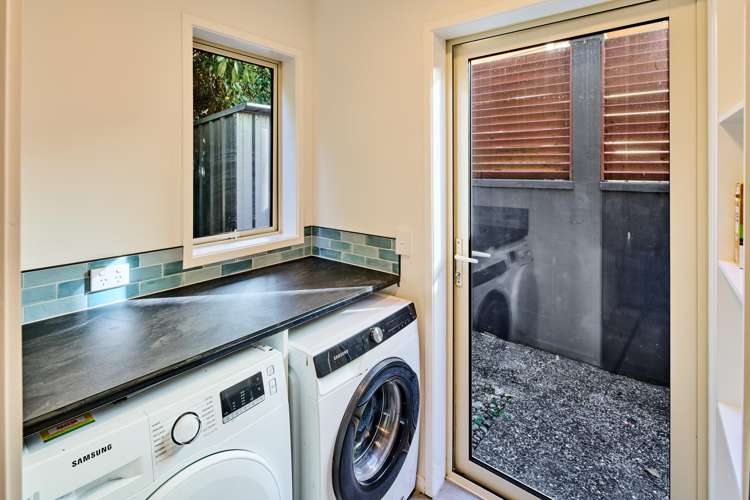 74F Heretaunga Square Silverstream_16