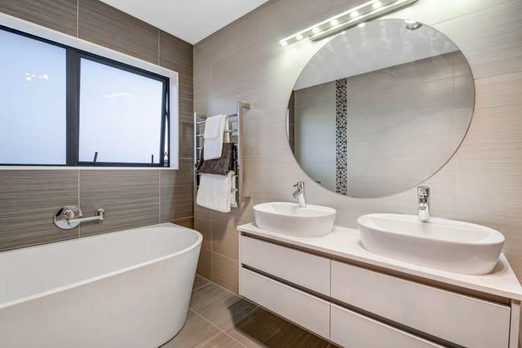 17 Takurua Terrace Orewa_13