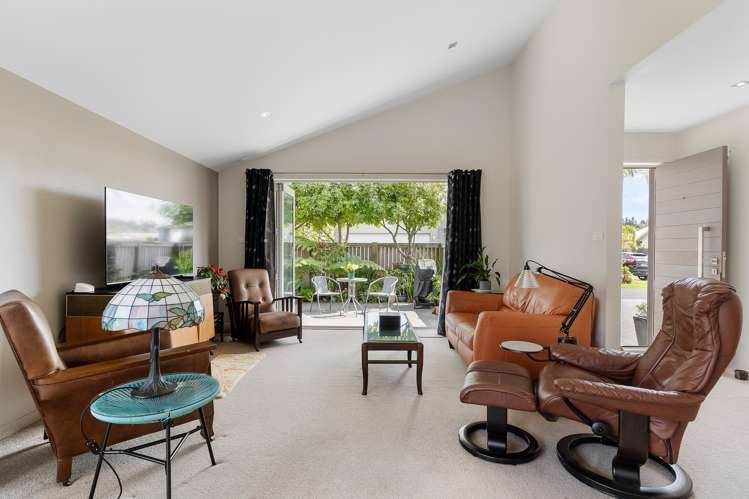 1 Marcus Way Brookfield_27