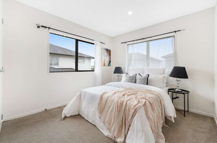 4 Helianthus Avenue Flat Bush_12