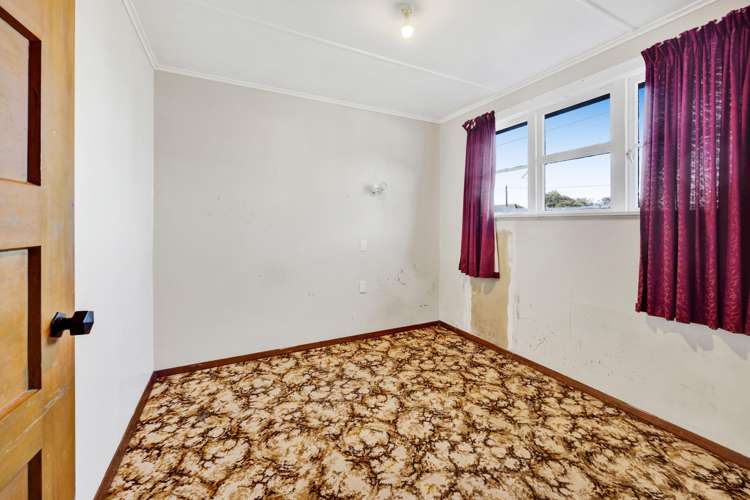 3 Dixon Avenue Hawera_12
