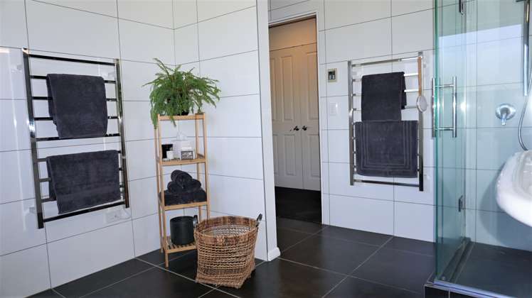 66 Pohutukawa Drive Levin_14