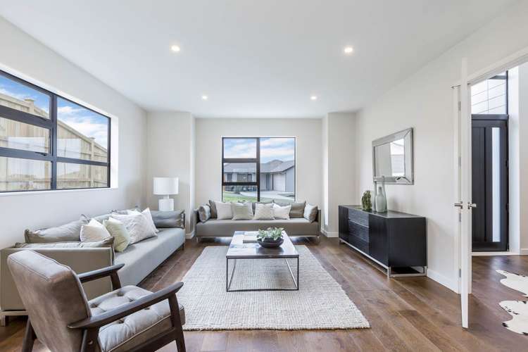 6 Canoe Lane Riverhead_5