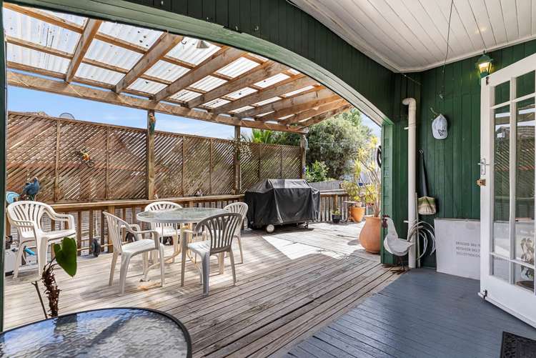 1/18 Reid Road New Lynn_9