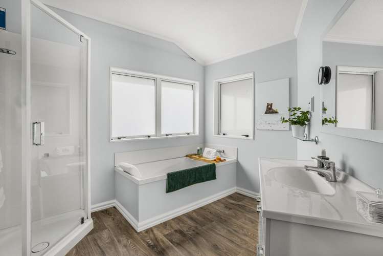 28 Satara Crescent Khandallah_13