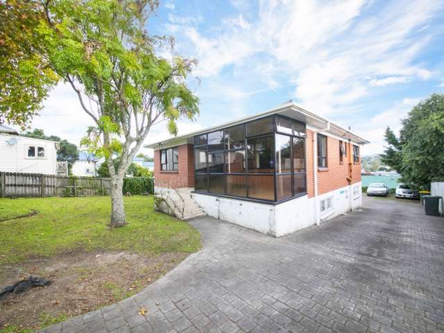 320 West Coast Road Glen Eden_2