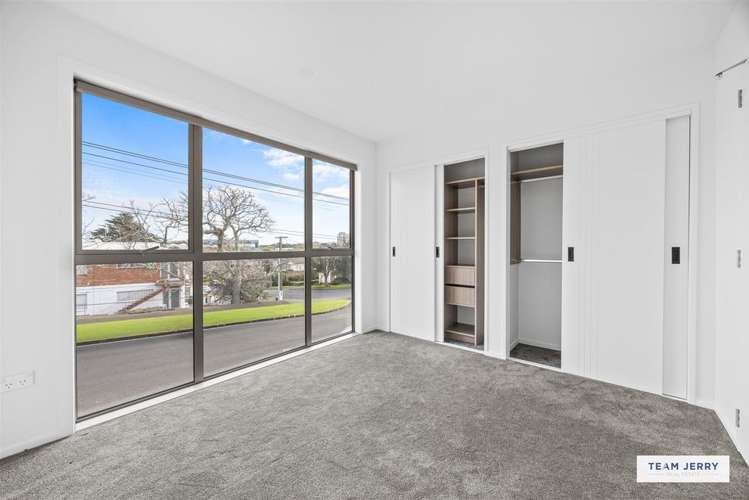 2/4 Ranier Street Ellerslie_13