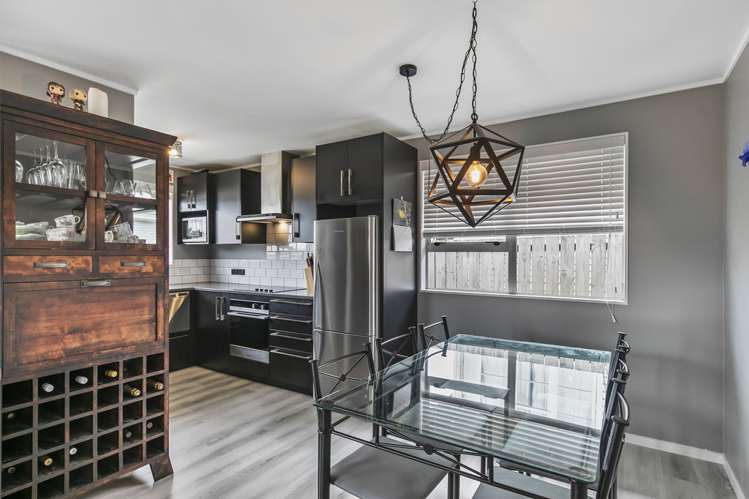 21a Coates Crescent Panmure_4