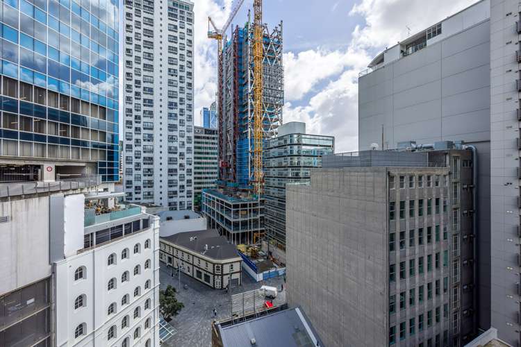 8i/23 Emily Place Auckland Central_1