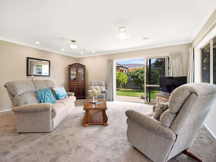 4 Merlin Close Huntington_5