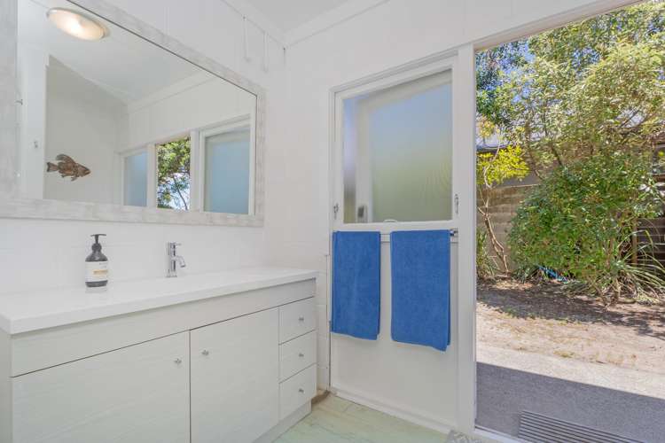 13 Prescott Place Pauanui_14