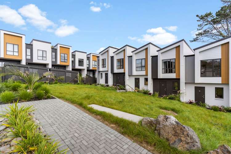 46 Don Oliver Lane Glen Eden_12