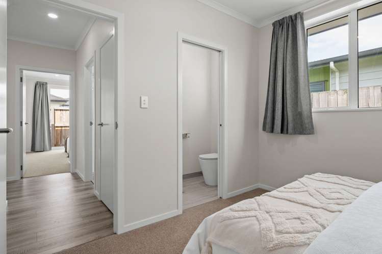 12/17 North Ridge Drive Rototuna North_10