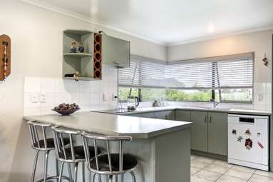 22 Hollinger Place_2