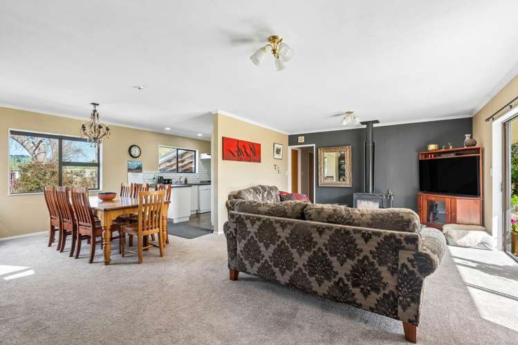 722 Castle Hill Road Alfredton_16