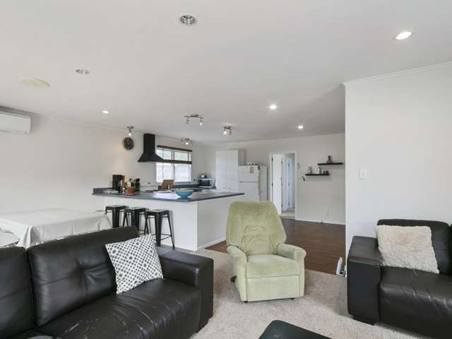 44 Momona Street Wainuiomata_2