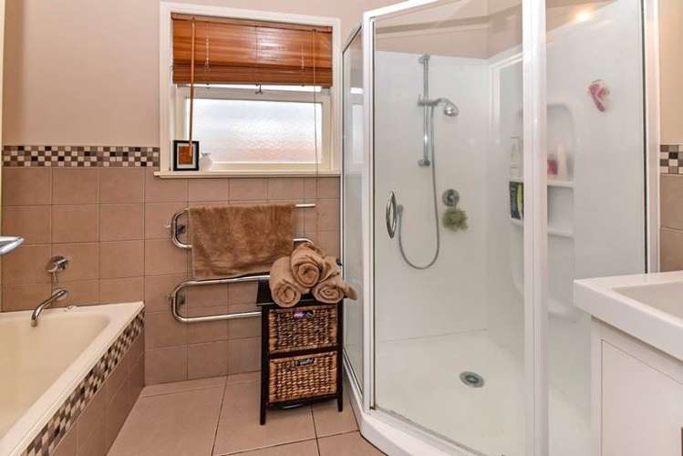 32 Lynmore Drive Hillpark_10