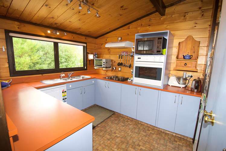 7 Deller Drive Carterton_7