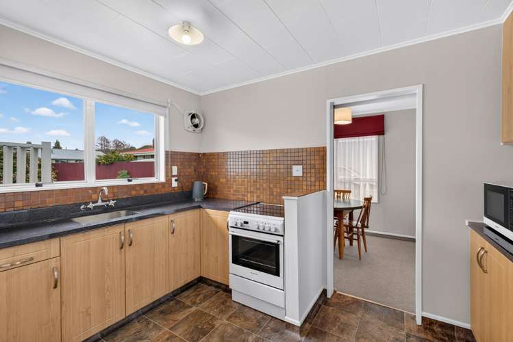 1/22 Avondale Road Taradale_6