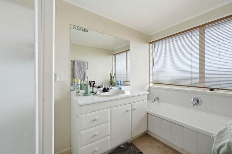 5 Woodgers Way Somerville_11