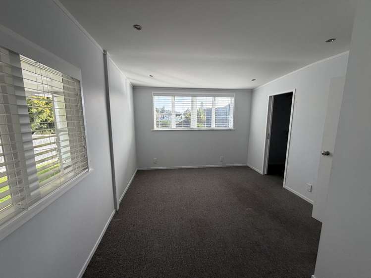 135 Market Road 1662_8