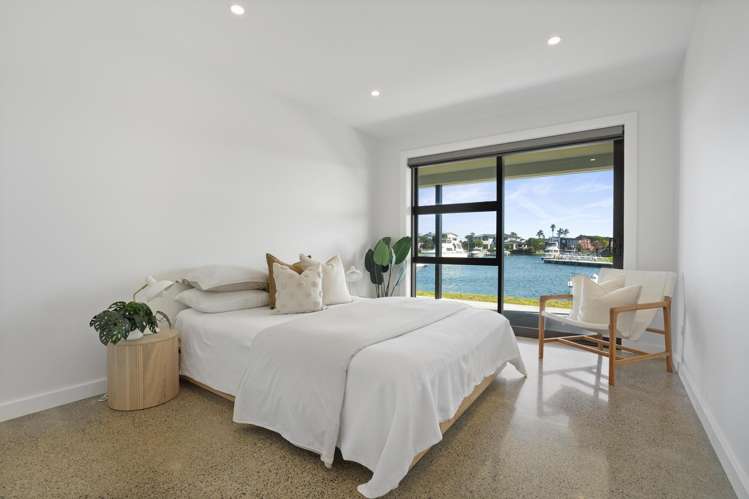 21 Fred Carr Place One Tree Point_20