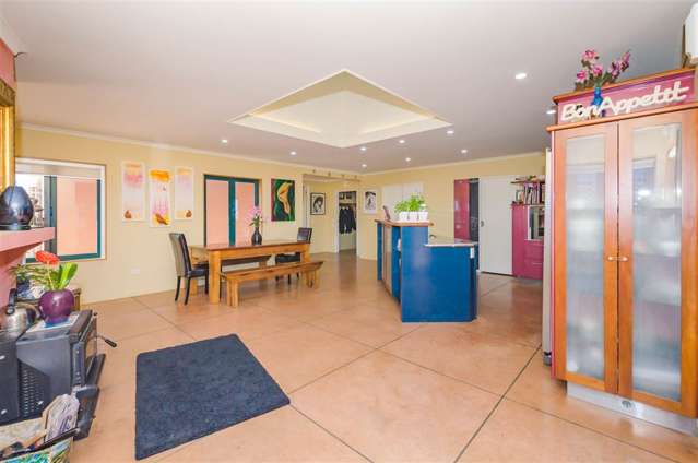 160 Milne Drive Paraparaumu_4