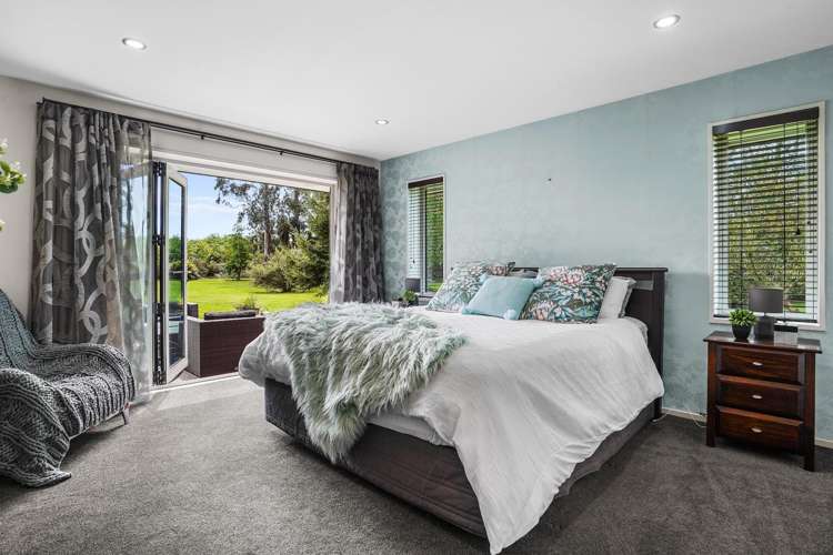 152 Deans Road Darfield_13