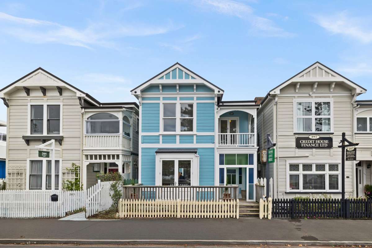 201 Marine Parade_0