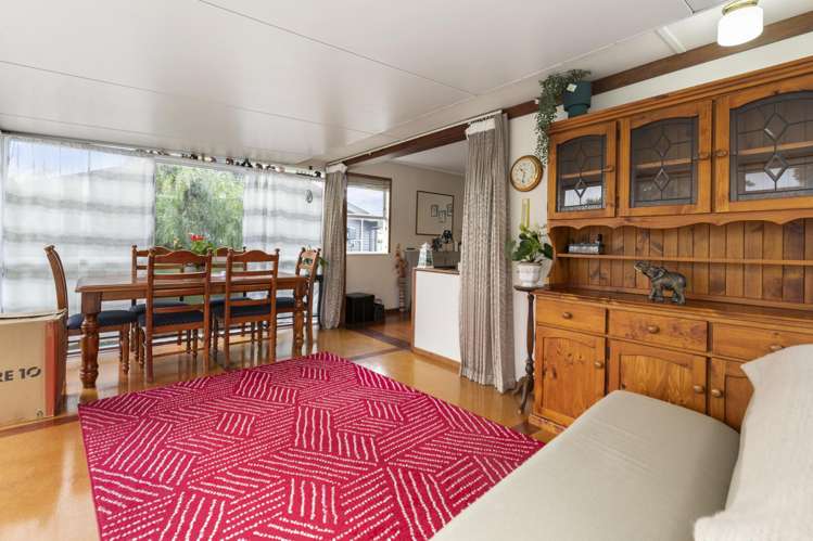 62 Wallace Road Mangere Bridge_7