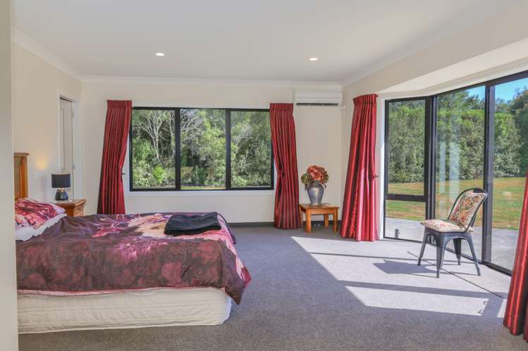 20 Redwood Grove Levin_10