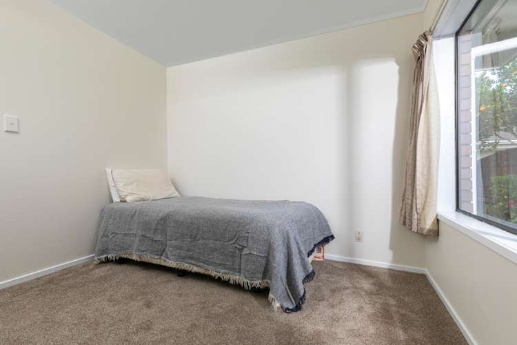 4/66 Rathgar Road Henderson_11