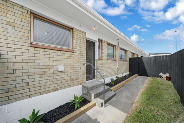 2/52 Butterworth Drive Glendene_3