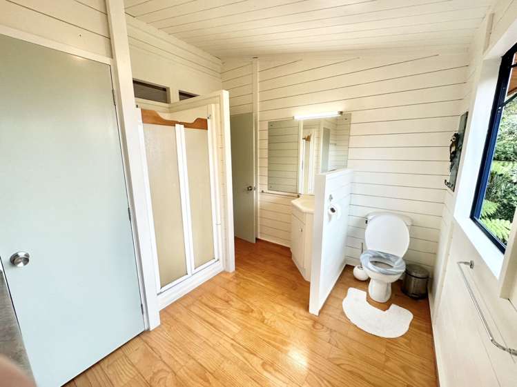 98 Hadfield Street Beach Haven_12