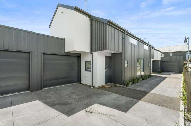 2/58 Division Street Riccarton_11