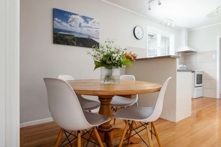 7 Winstone Avenue 1053_8