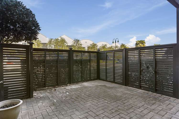 3/6 Airborne Road Rosedale_18