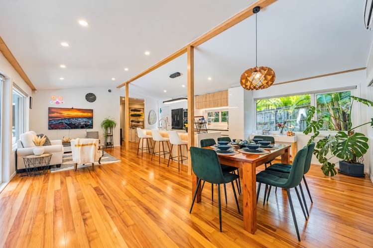 18 Claude Road Hill Park_12