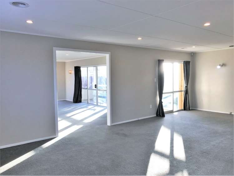 18 Morning View Titahi Bay_8