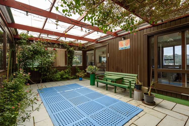 82 Thurleigh Grove Karori_3