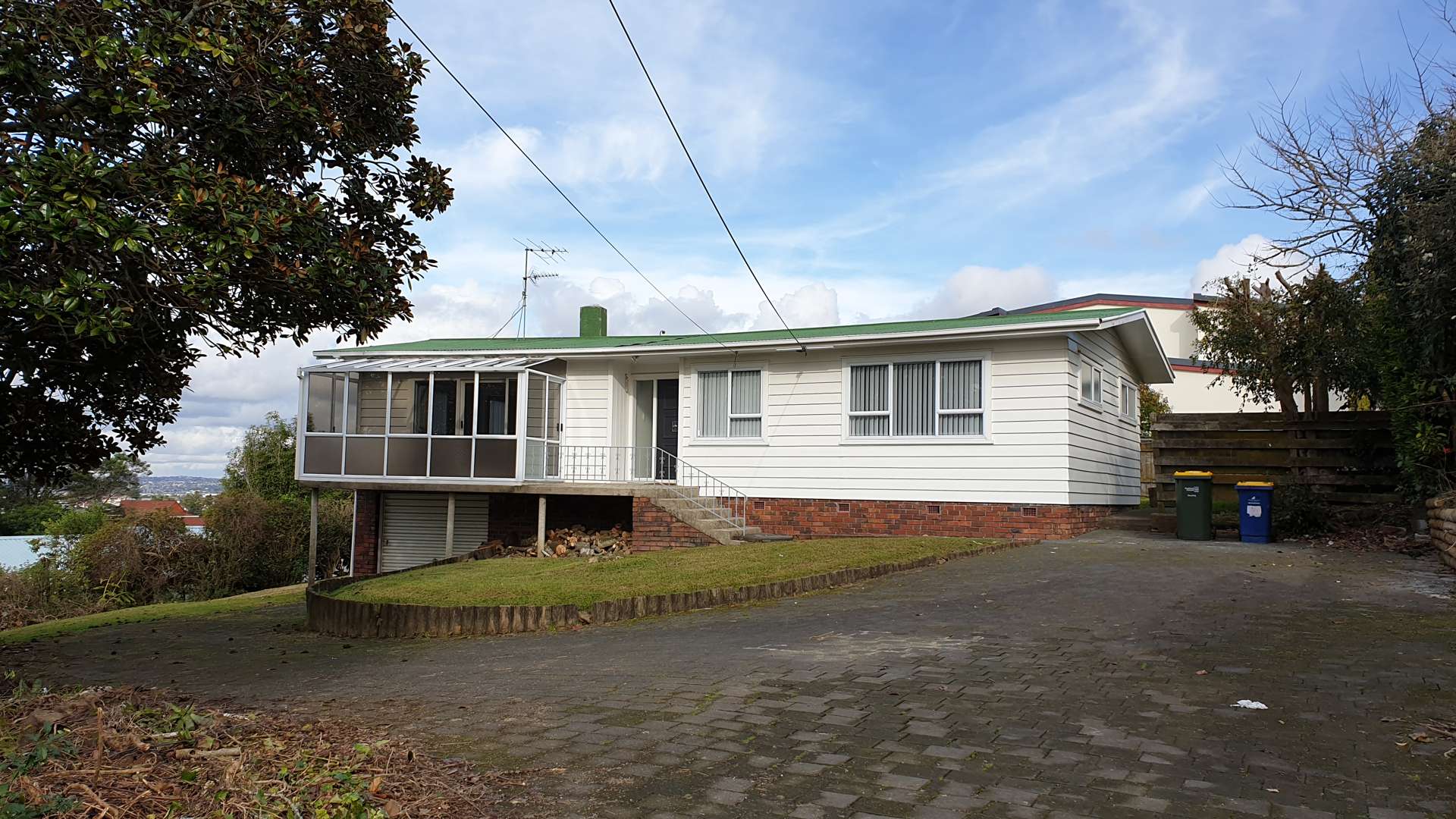 5a Tirimoana Road Te Atatu South_0