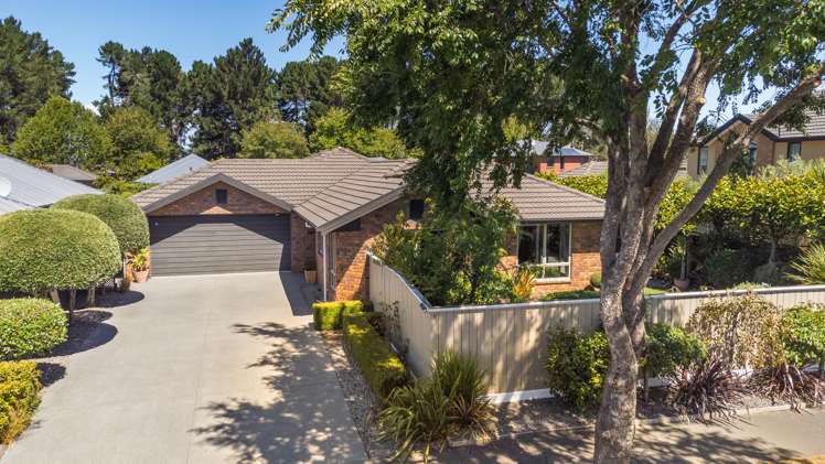 8 Hoihere Place Parklands_25