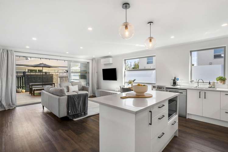 28C Yeovil Road Te Atatu Peninsula_5